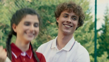 Кадры из сериала Бедные смеются, богатые плачут (2024)